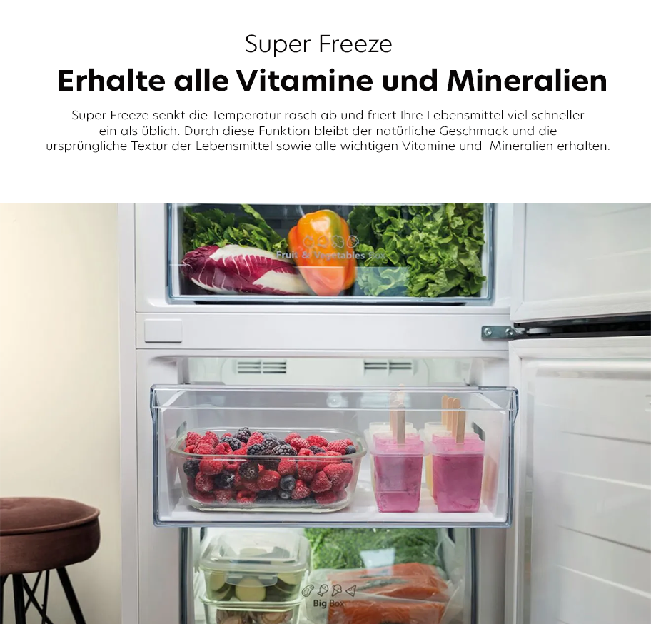 Feature-Banner für Hisense Geöffneter Gefrierschrank mit Beeren, Eis am Stiel und Gemüse, beworben mit Super Freeze Funktion zur Erhaltung von Vitaminen und Mineralien