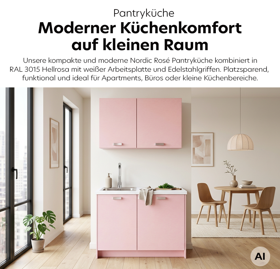 Feature-Banner, Im Mittelpunkt steht die Pantryküche Nordic Rose in einem hellrosa Farbton. Die Küchenzeile besteht aus einem Unterschrank mit Spüle und einer weißen Arbeitsplatte sowie einem passenden Oberschrank. Beide Schränke haben schlichte Edelstahlgriffe. Links und rechts der Küchenzeile befinden sich große Fenster, die viel Tageslicht hereinlassen. Die Wände sind in einem zarten Rosaton gestrichen, der mit der Farbe der Küche harmoniert. Auf der Arbeitsplatte stehen ein Wasserkocher und eine kleine Vase mit Blumen. Im Hintergrund sind ein Esstisch mit Stühlen und ein gerahmtes Bild an der Wand zu sehen.'